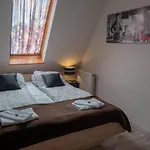 F57 - Franko Csaladi Panzio 4*