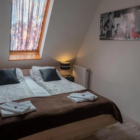 F57 - Frankó Családi Panzió 4*