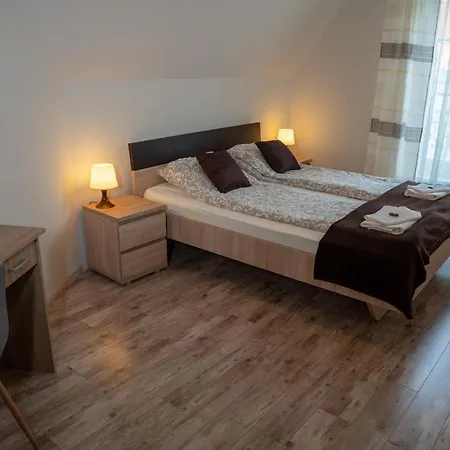 Panzió F57 - Frankó Családi Panzió Balatonlelle