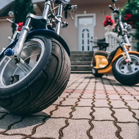 F57 - Franko Csaladi Panzio