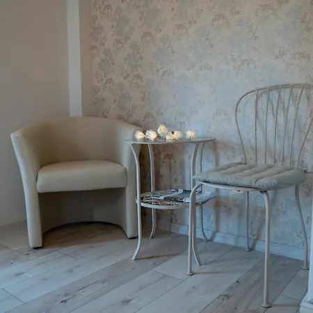 F57 - Franko Csaladi Panzio Bed & Breakfast 3*