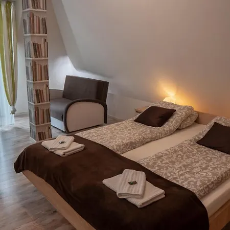 Panzió F57 - Frankó Családi Panzió 3*
