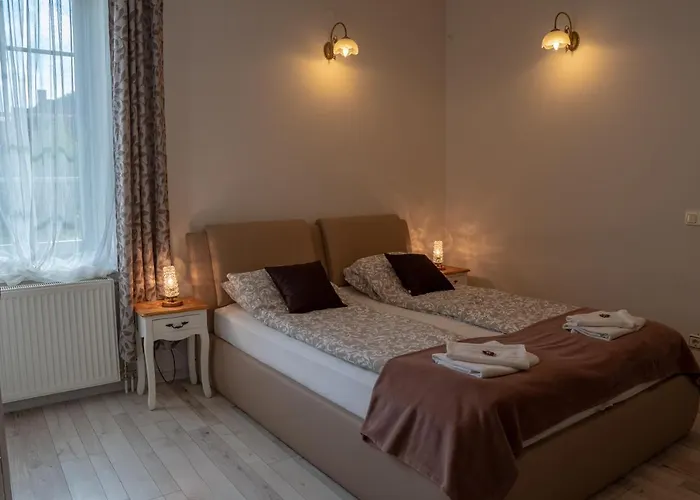 F57 - Franko Csaladi Panzio Bed & Breakfast Balatonlelle