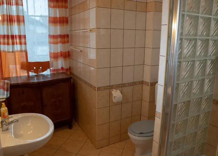 F57 - Franko Csaladi Panzio Bed & Breakfast 4*