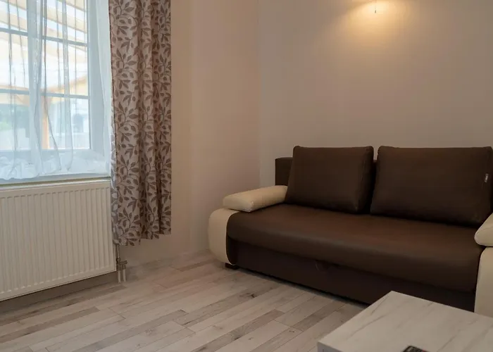 F57 - Franko Csaladi Panzio Bed & Breakfast Balatonlelle