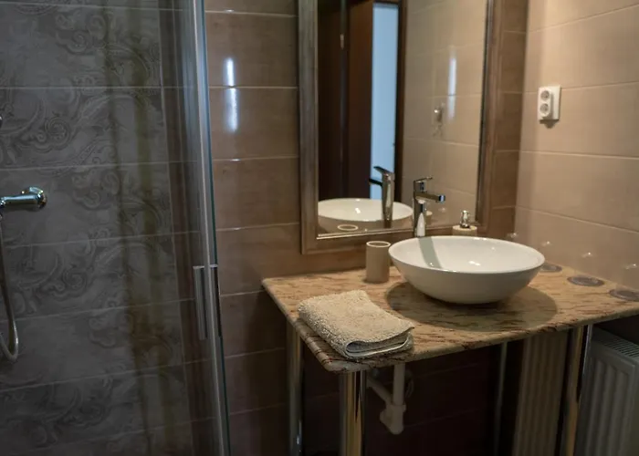 F57 - Franko Csaladi Panzio Bed & Breakfast