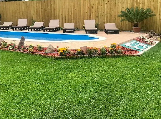 F57 - Franko Csaladi Panzio 4*