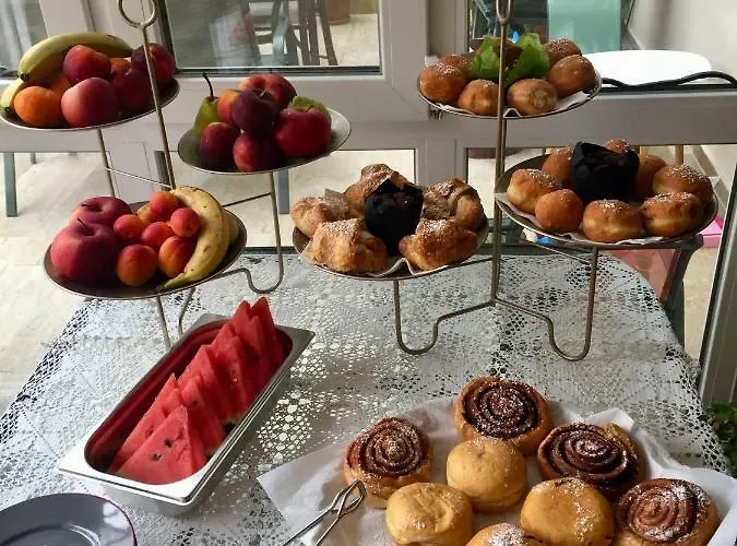 F57 - Franko Csaladi Panzio Bed & Breakfast 4*