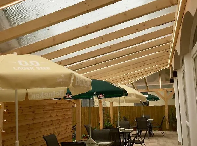 F57 - Franko Csaladi Panzio Bed & Breakfast 4*