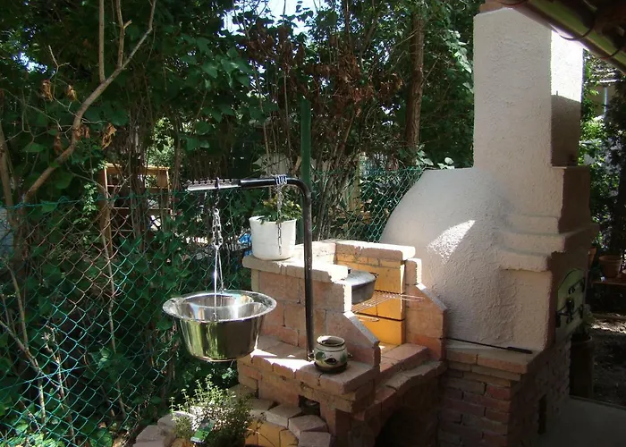 F57 - Franko Csaladi Panzio Bed & Breakfast 4*